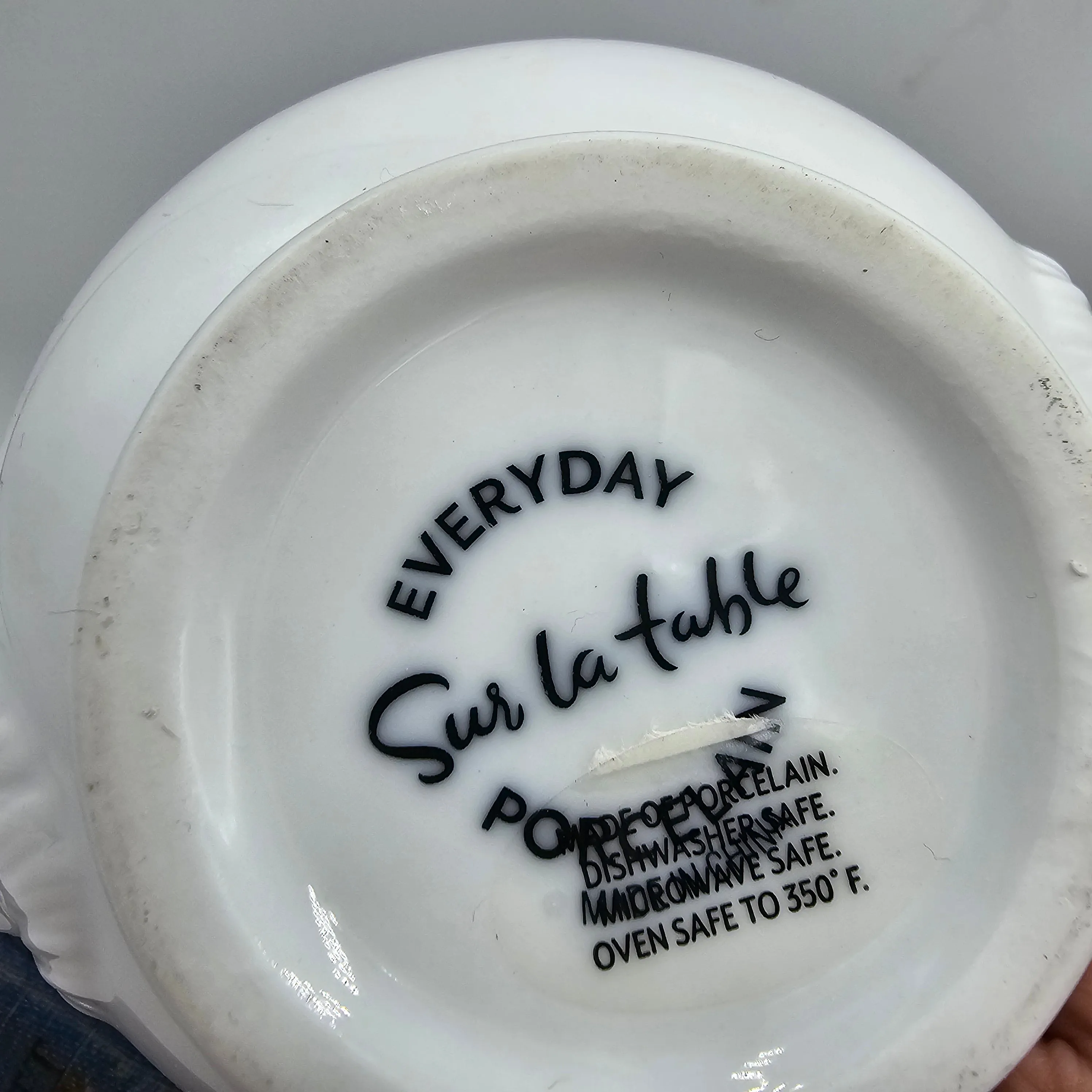 White Porcelain Lion Head Bowl